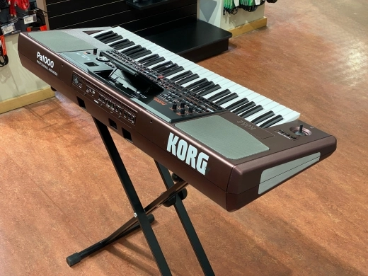 Korg PA1000 Professional Arranger 7